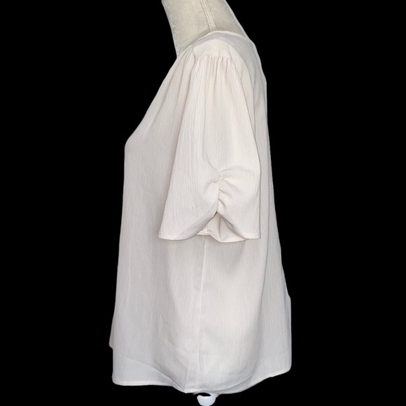 NWT Active USA Lightweight Women’s Cream Button Blouse sz‎ 1XL - Picture 10 of 10